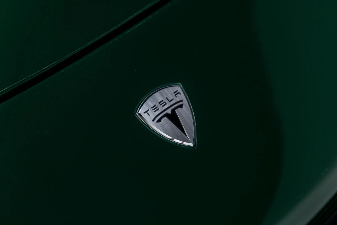 2008 Tesla Roadster - Image 17 of 31