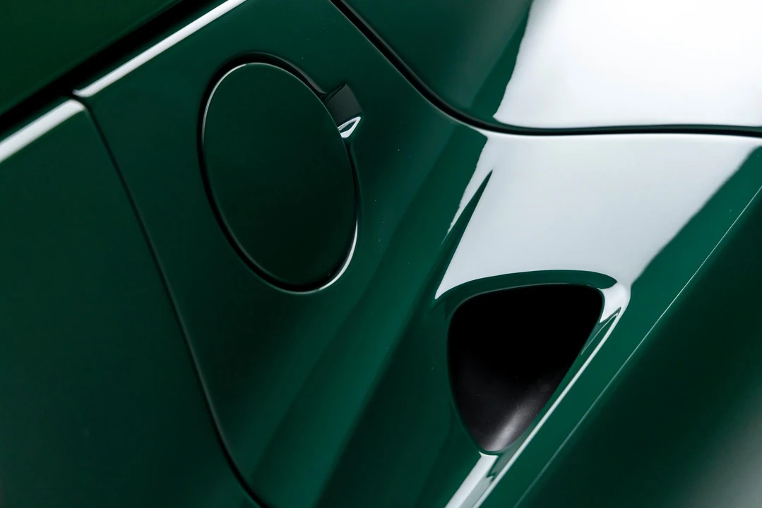 2008 Tesla Roadster - Image 23 of 31