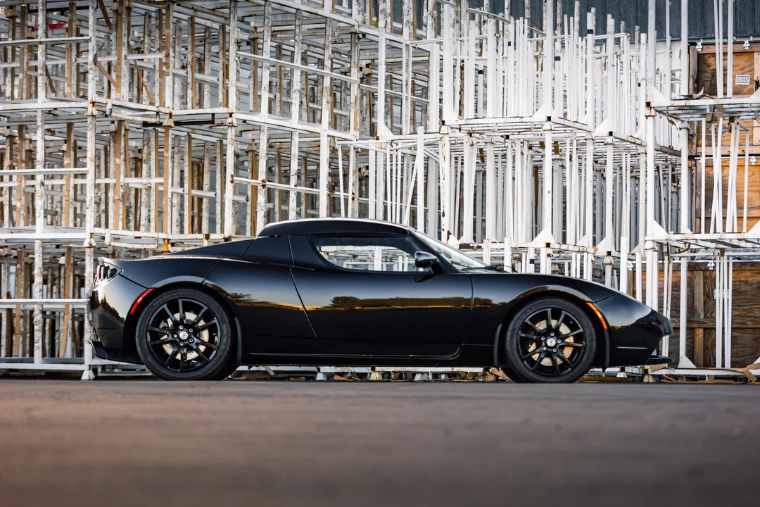 2008 Tesla Roadster - Image 11 of 31
