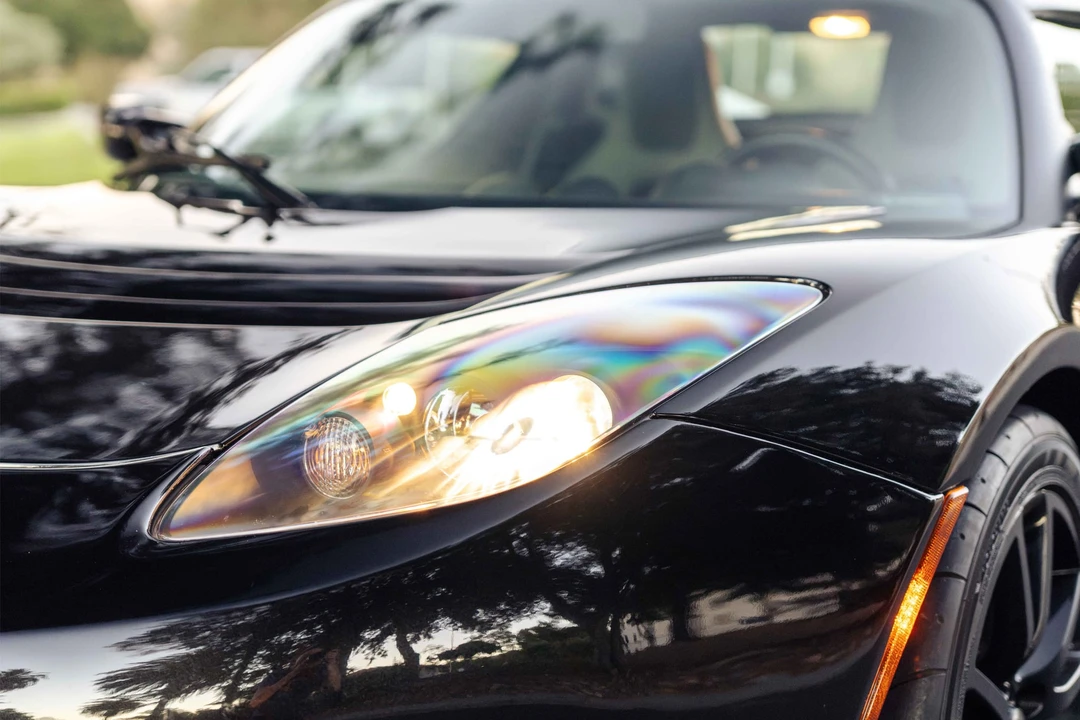 2008 Tesla Roadster - Image 29 of 31