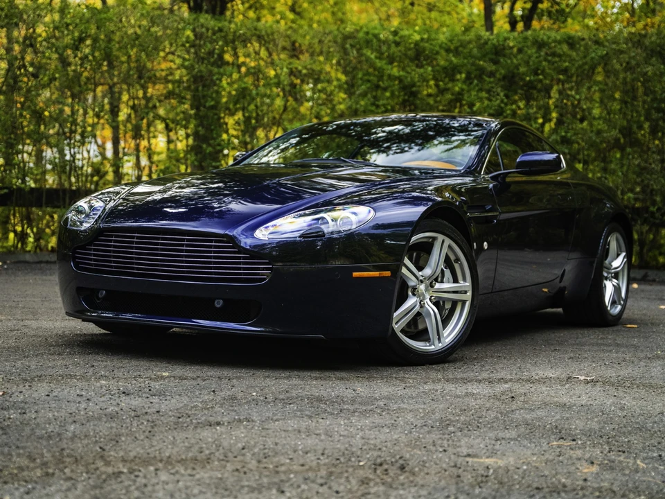 2009 Aston Martin V8 Vantage (2006-2017) - Image 13 of 31