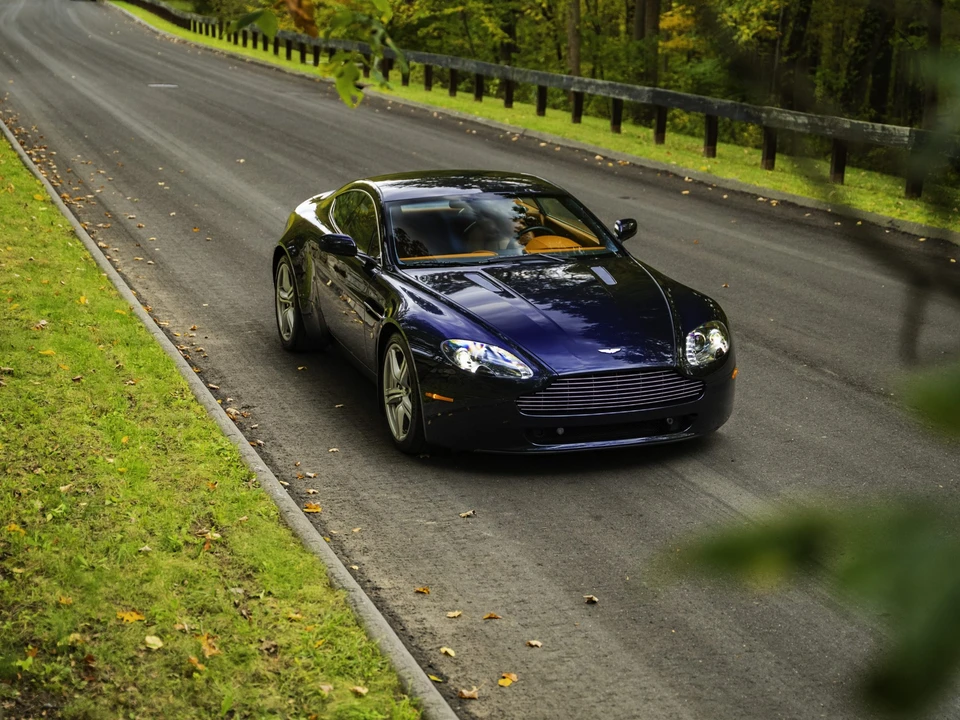 2009 Aston Martin V8 Vantage (2006-2017) - Image 27 of 31