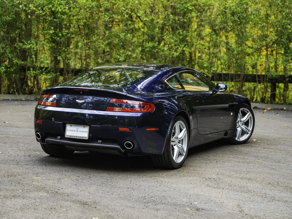 2009 Aston Martin V8 Vantage (2006-2017) - Image 7 of 31