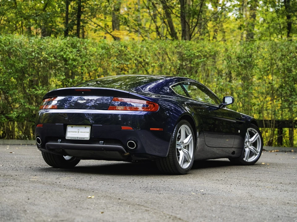 2009 Aston Martin V8 Vantage (2006-2017) - Image 8 of 31