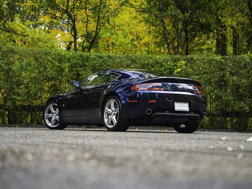 2009 Aston Martin V8 Vantage (2006-2017) - Image 12 of 31