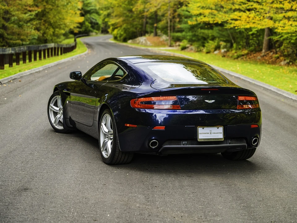 2009 Aston Martin V8 Vantage (2006-2017) - Image 22 of 31