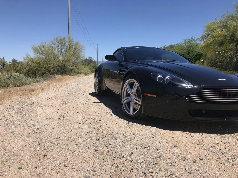 2009 Aston Martin V8 Vantage (2006-2017) - Image 12 of 31