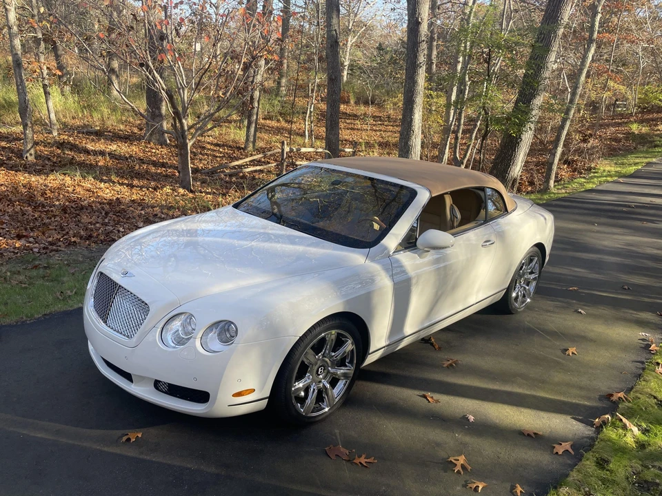 2009 Bentley Continental GTC - Image 2 of 31