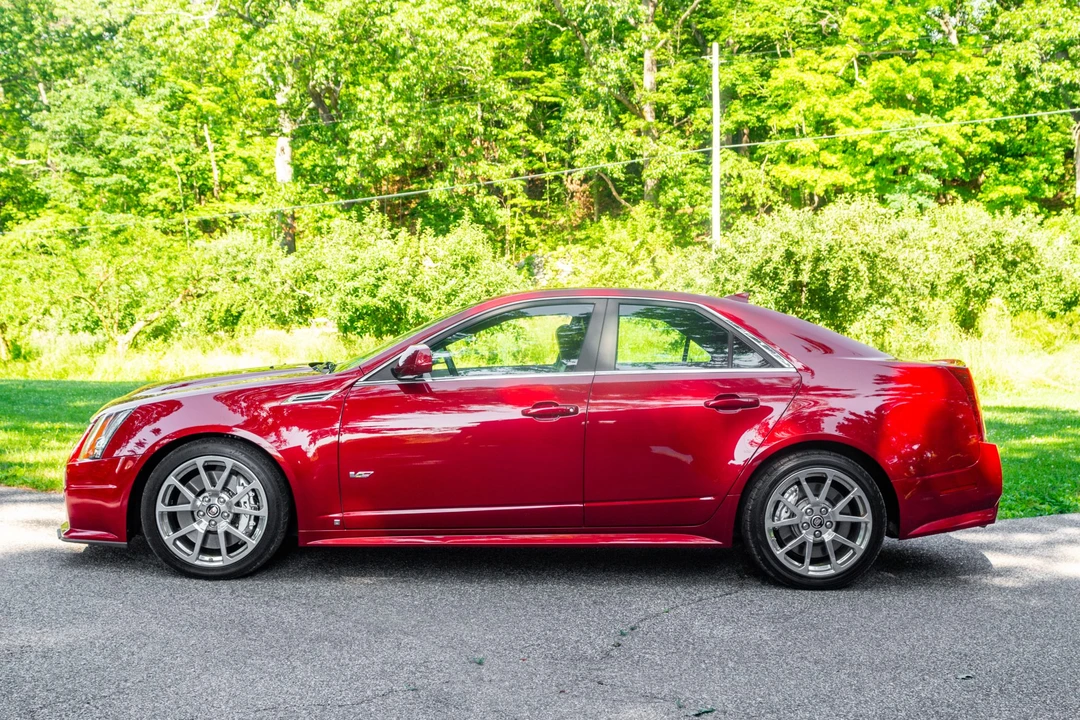 2009 Cadillac CTS-V 2nd Gen - Image 3 of 31