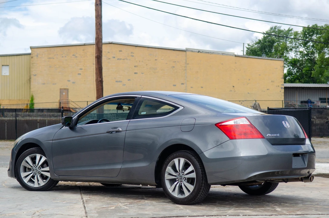 2009 Honda Accord 8th Gen - Image 15 of 31