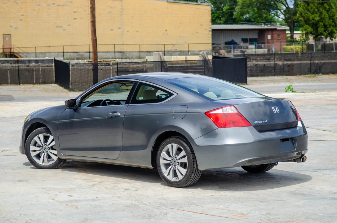2009 Honda Accord 8th Gen - Image 18 of 31