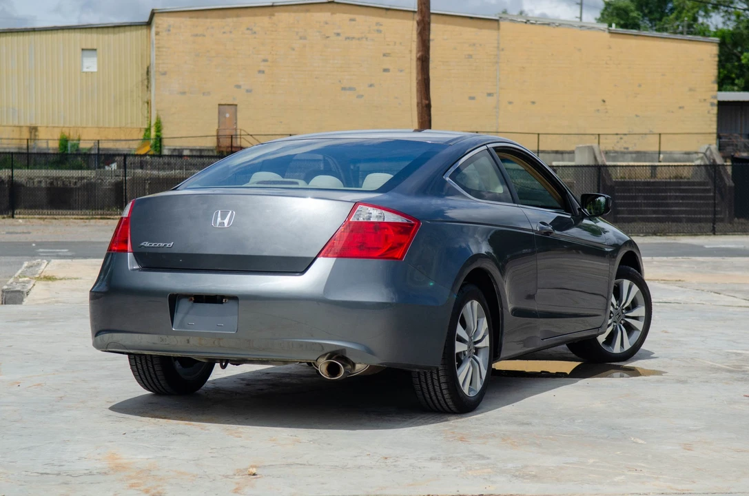 2009 Honda Accord 8th Gen - Image 25 of 31