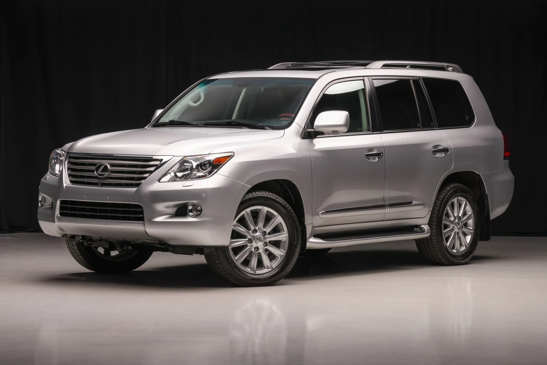2009 Lexus LX 3rd Gen - Image 3 of 31