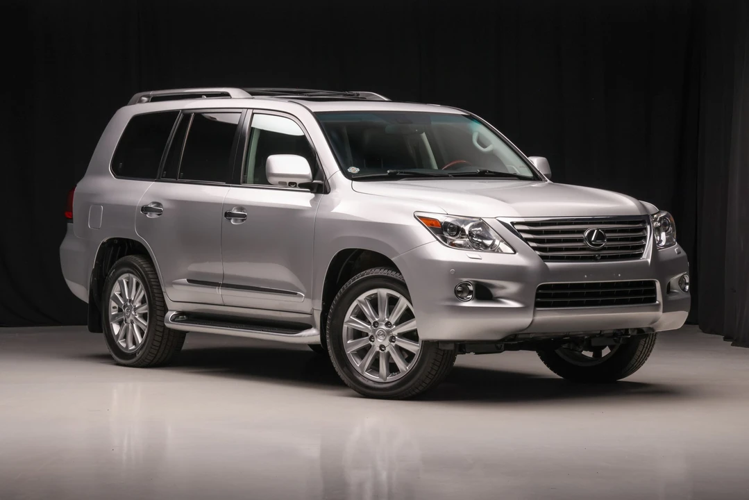 2009 Lexus LX 3rd Gen - Image 13 of 31