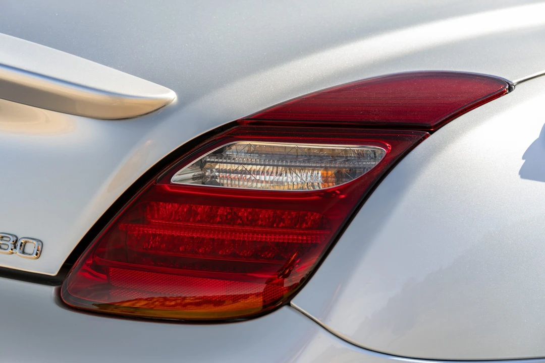 2009 Lexus SC430 - Image 29 of 31