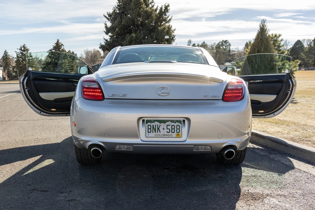 2009 Lexus SC430 - Image 26 of 31