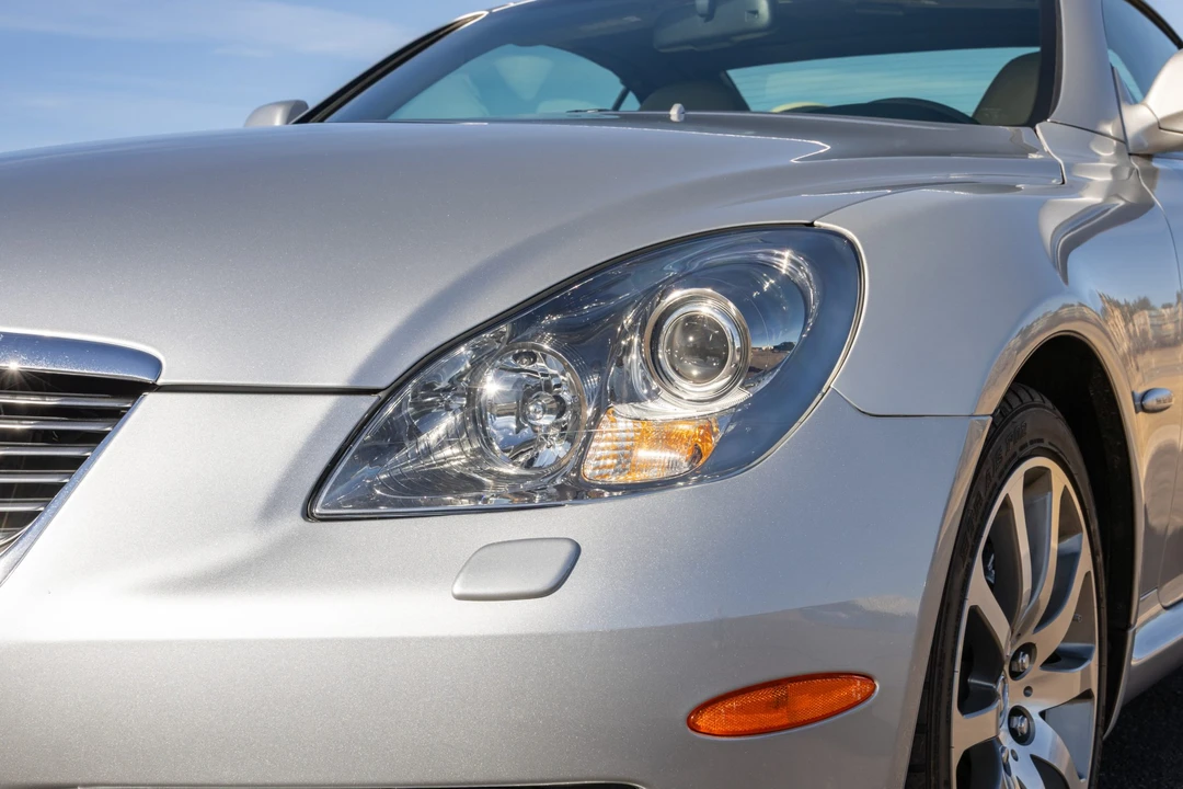 2009 Lexus SC430 - Image 21 of 31