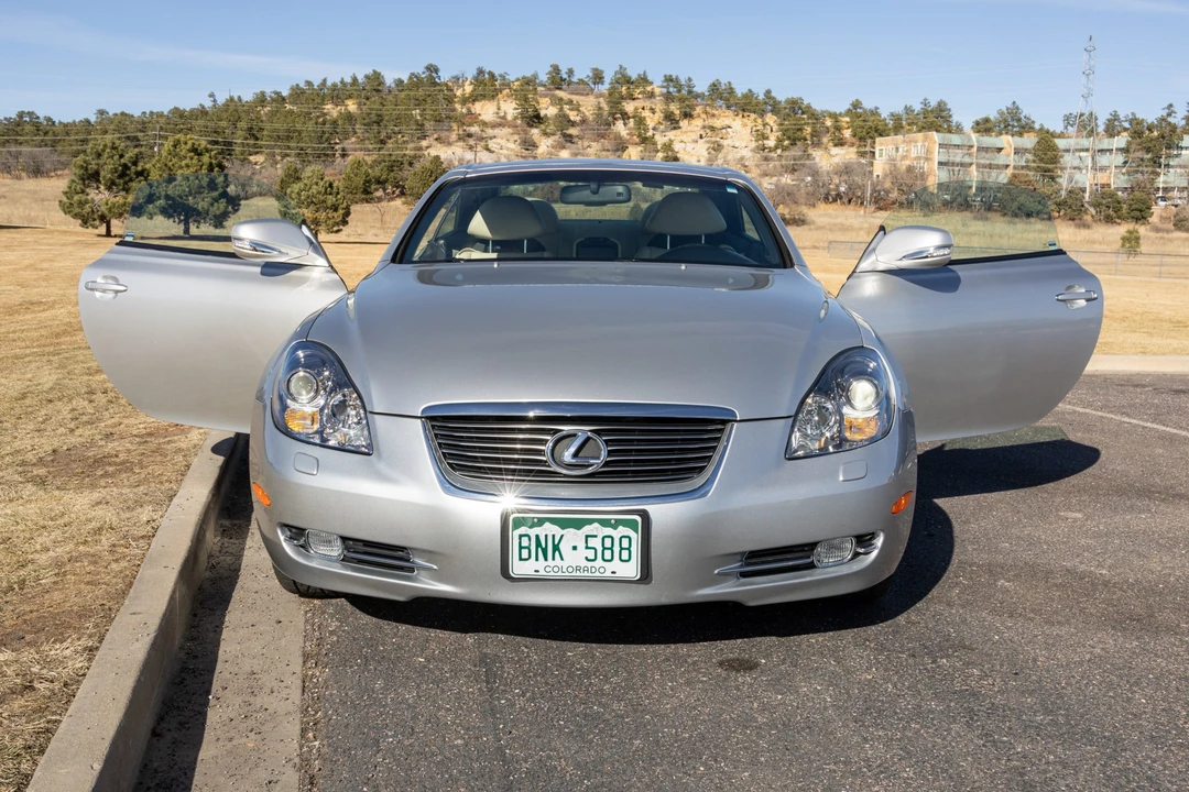 2009 Lexus SC430 - Image 17 of 31