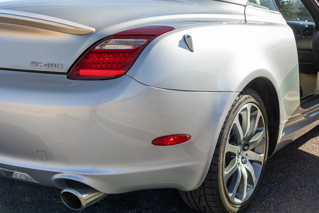 2009 Lexus SC430 - Image 28 of 31
