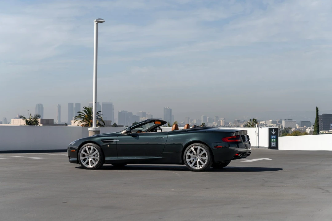 2010 Aston Martin DB9 - Image 27 of 31