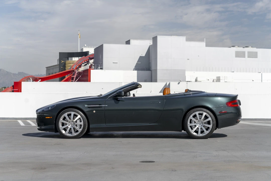 2010 Aston Martin DB9 - Image 25 of 31