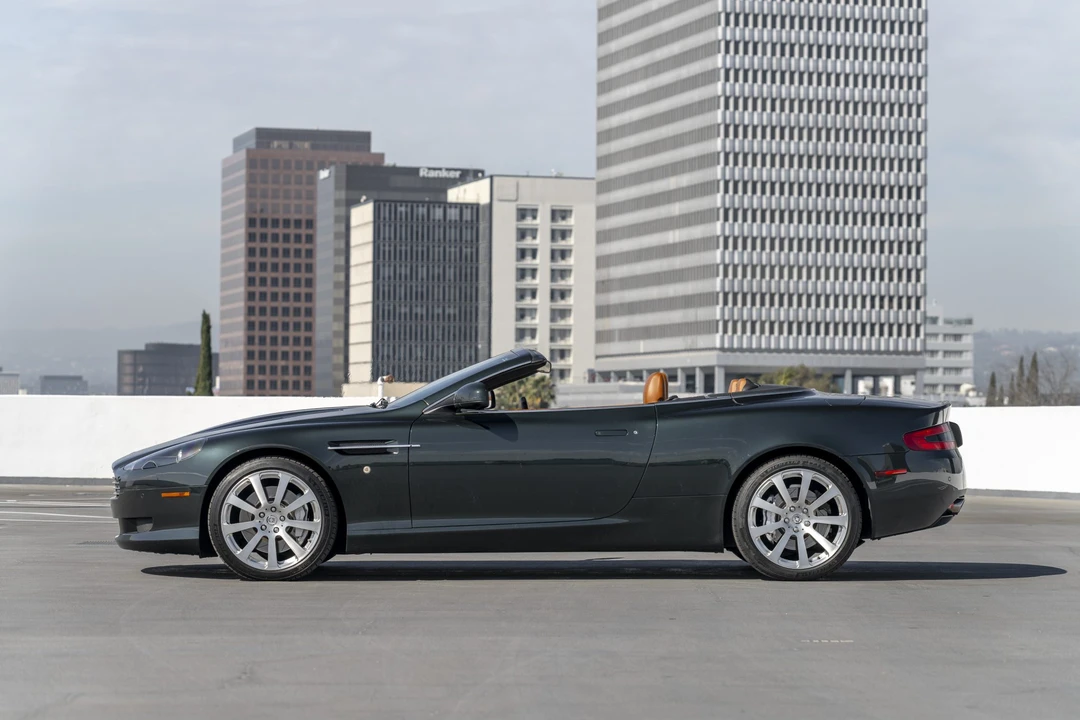 2010 Aston Martin DB9 - Image 24 of 31