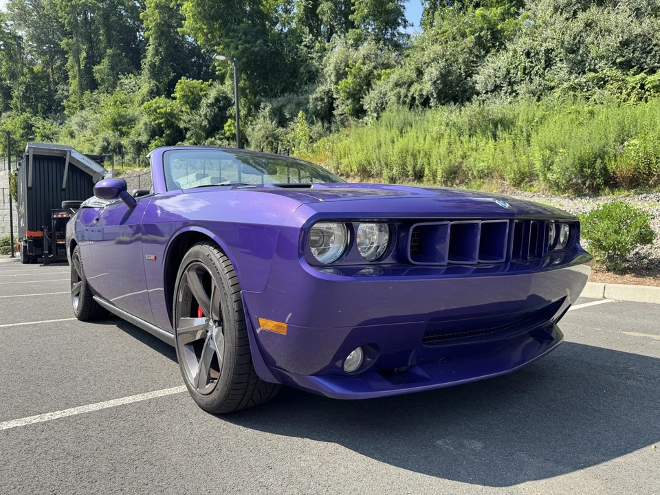 2010 Dodge Challenger SRT8 & 392 3rd Gen - Image 4 of 31