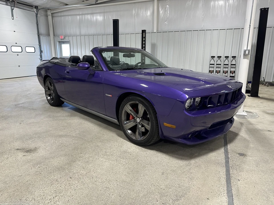 2010 Dodge Challenger SRT8 & 392 3rd Gen - Image 16 of 31