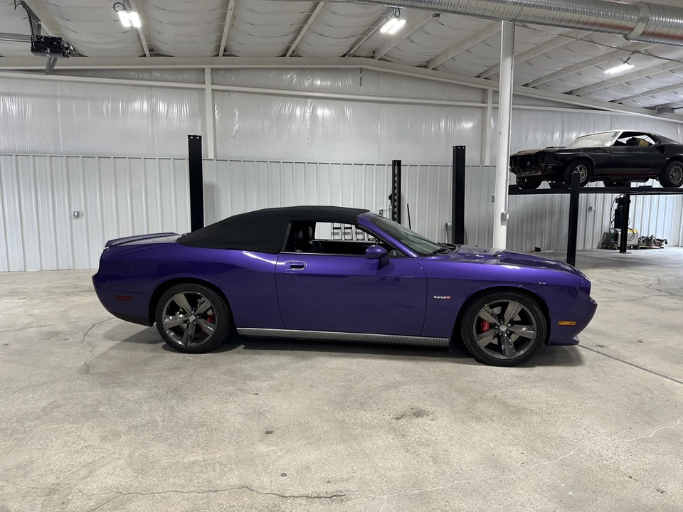 2010 Dodge Challenger SRT8 & 392 3rd Gen - Image 25 of 31
