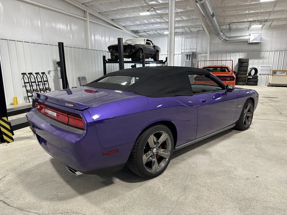 2010 Dodge Challenger SRT8 & 392 3rd Gen - Image 29 of 31