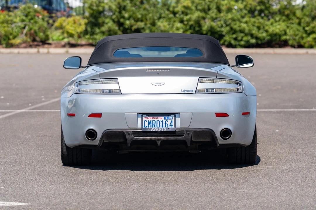 2011 Aston Martin V8 Vantage (2006-2017) - Image 15 of 31