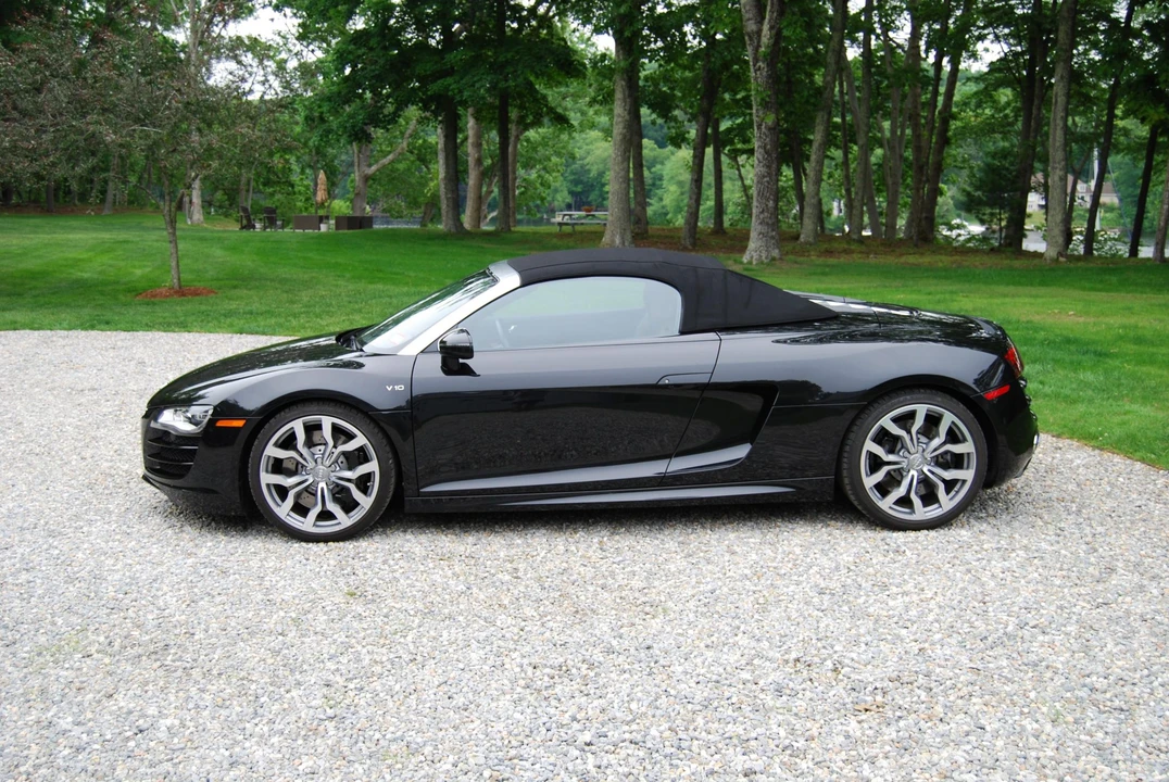 2011 Audi 42 R8 - Image 6 of 31
