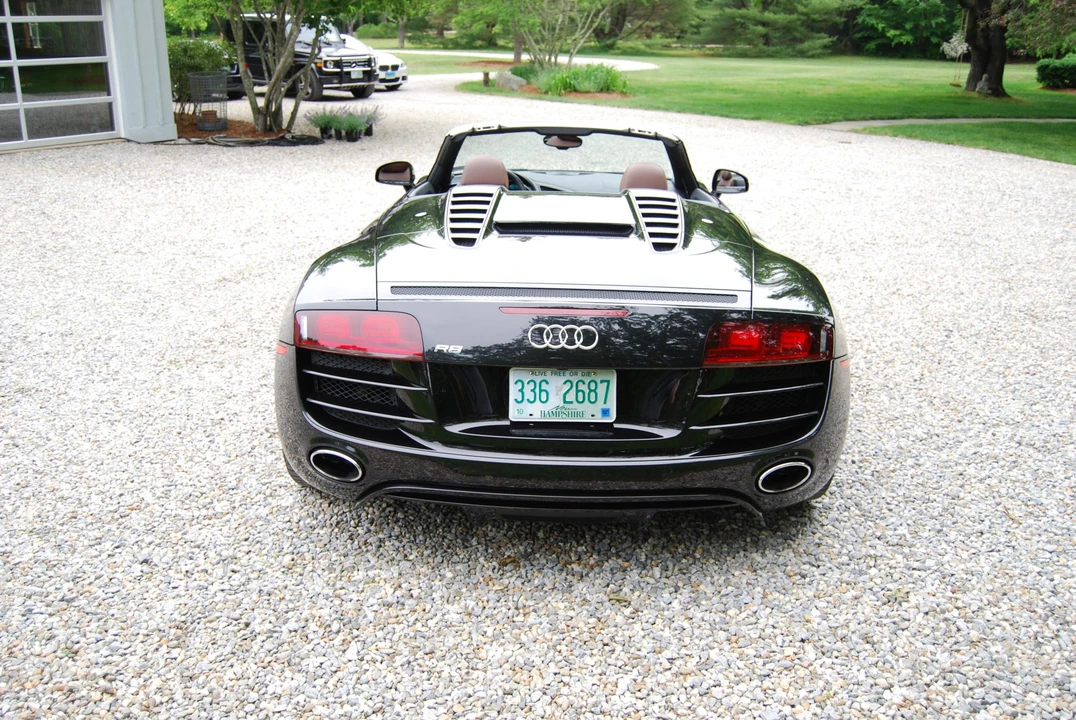 2011 Audi 42 R8 - Image 22 of 31