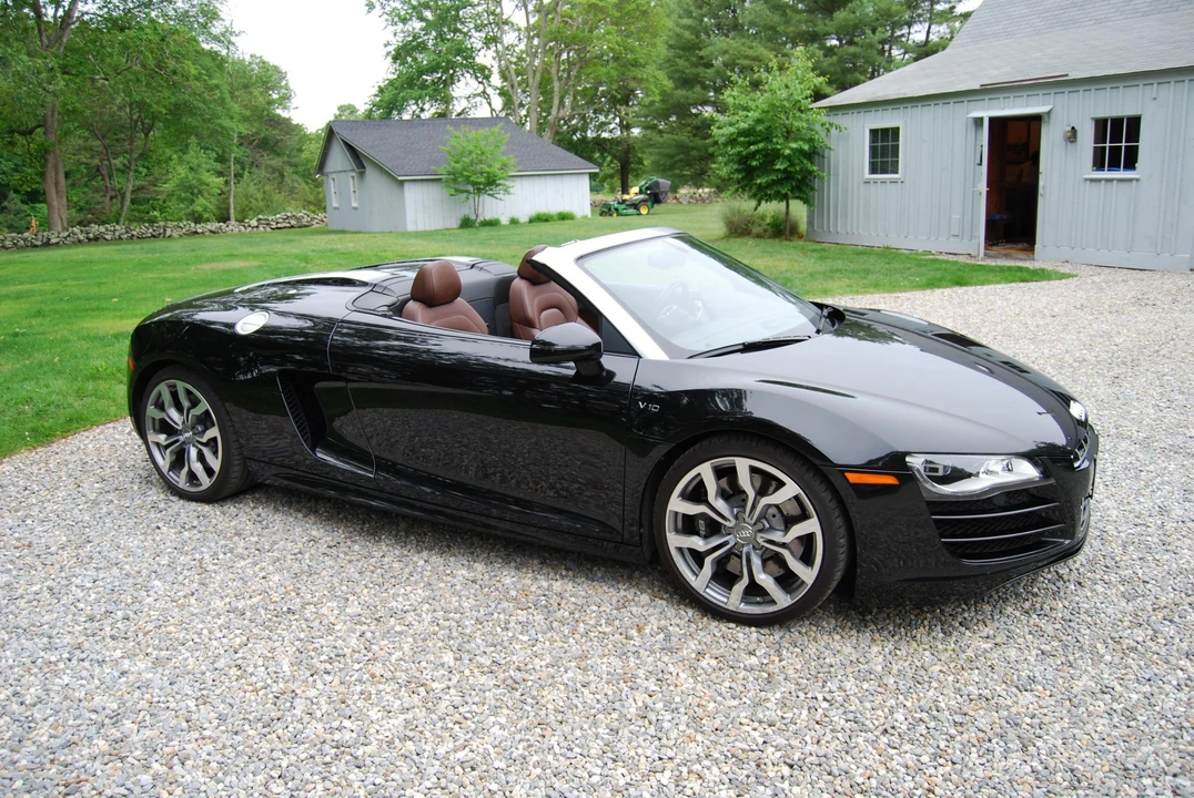 2011 Audi 42 R8 - Image 26 of 31