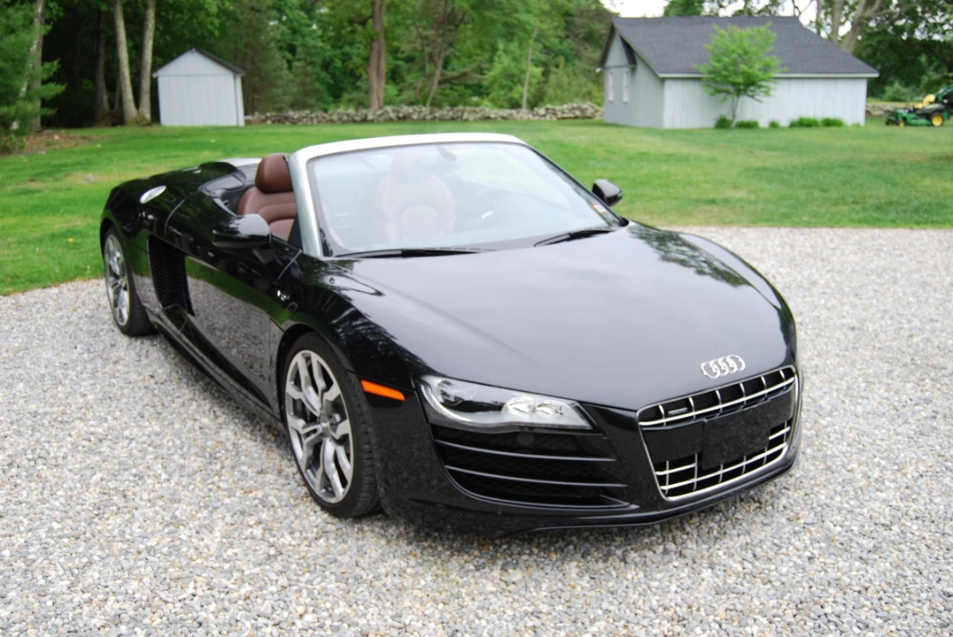 2011 Audi 42 R8 - Image 16 of 31