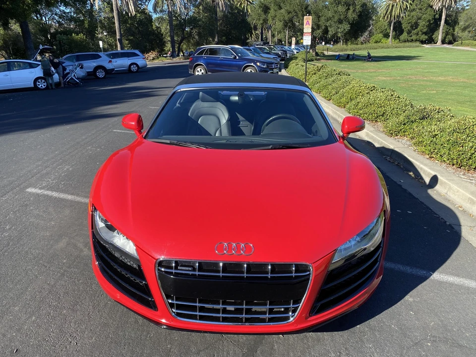 2011 Audi 42 R8 - Image 16 of 31