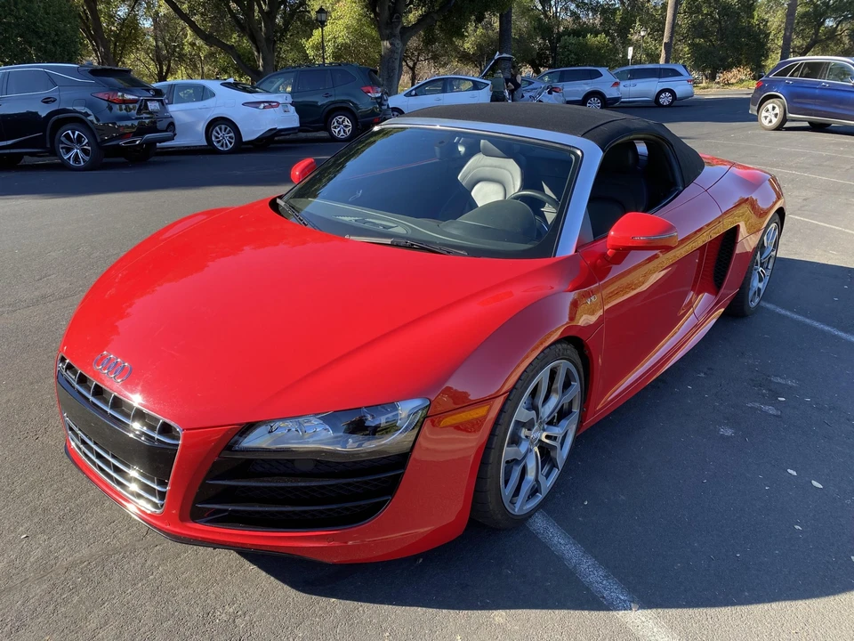 2011 Audi 42 R8 - Image 15 of 31