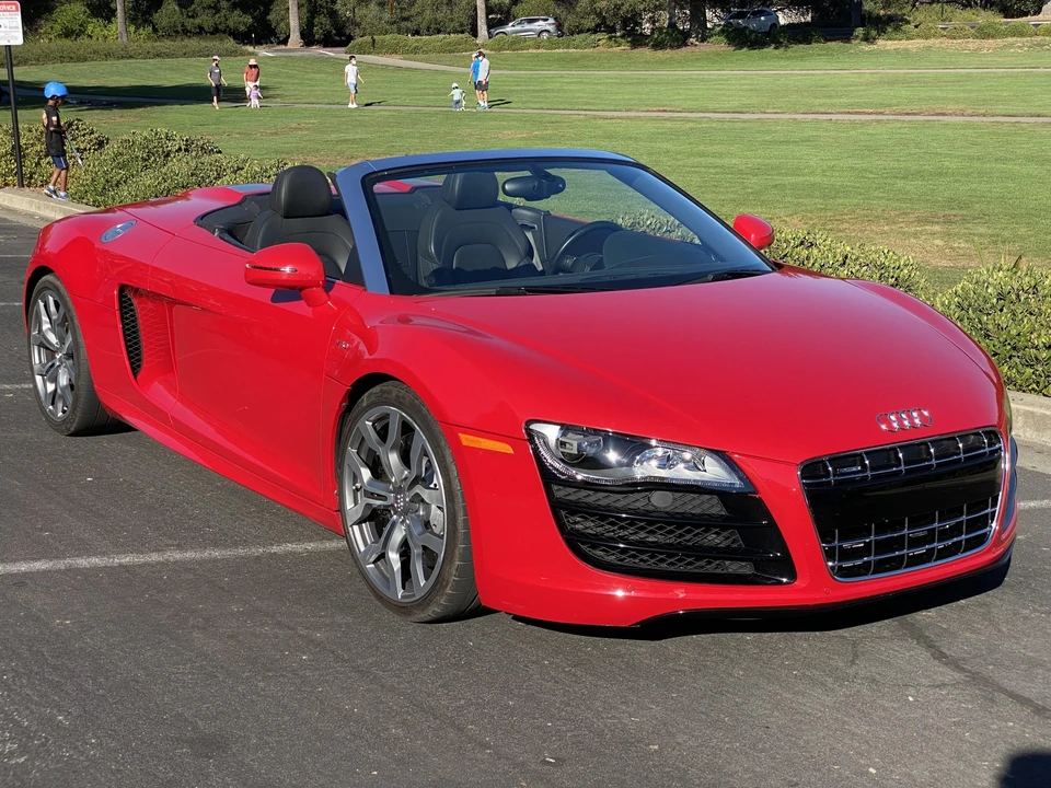 2011 Audi 42 R8 - Image 4 of 31