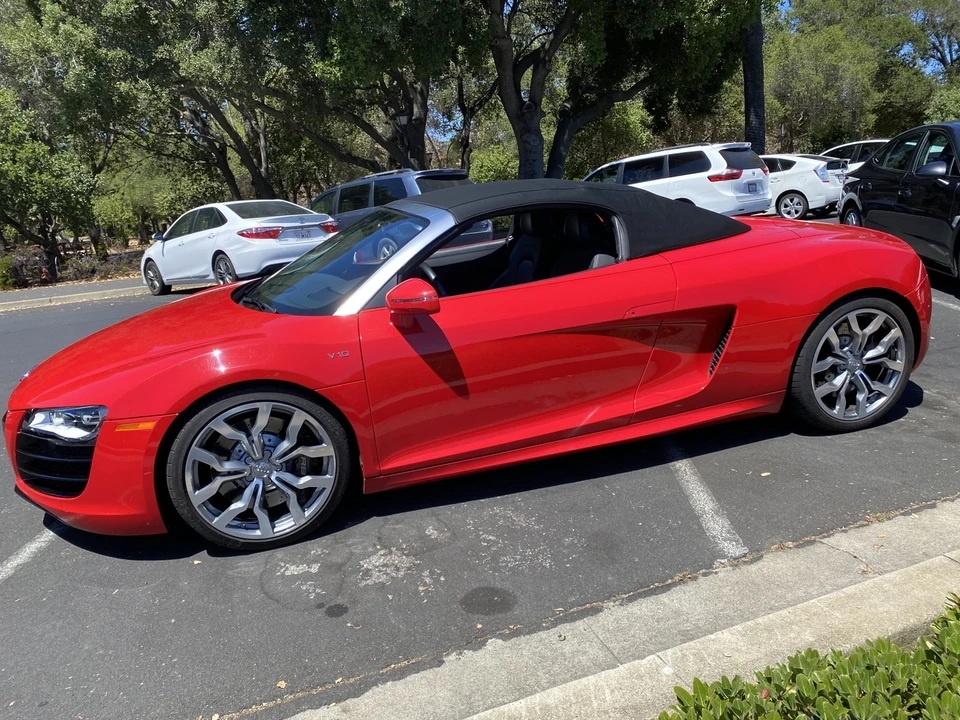 2011 Audi 42 R8 - Image 14 of 31