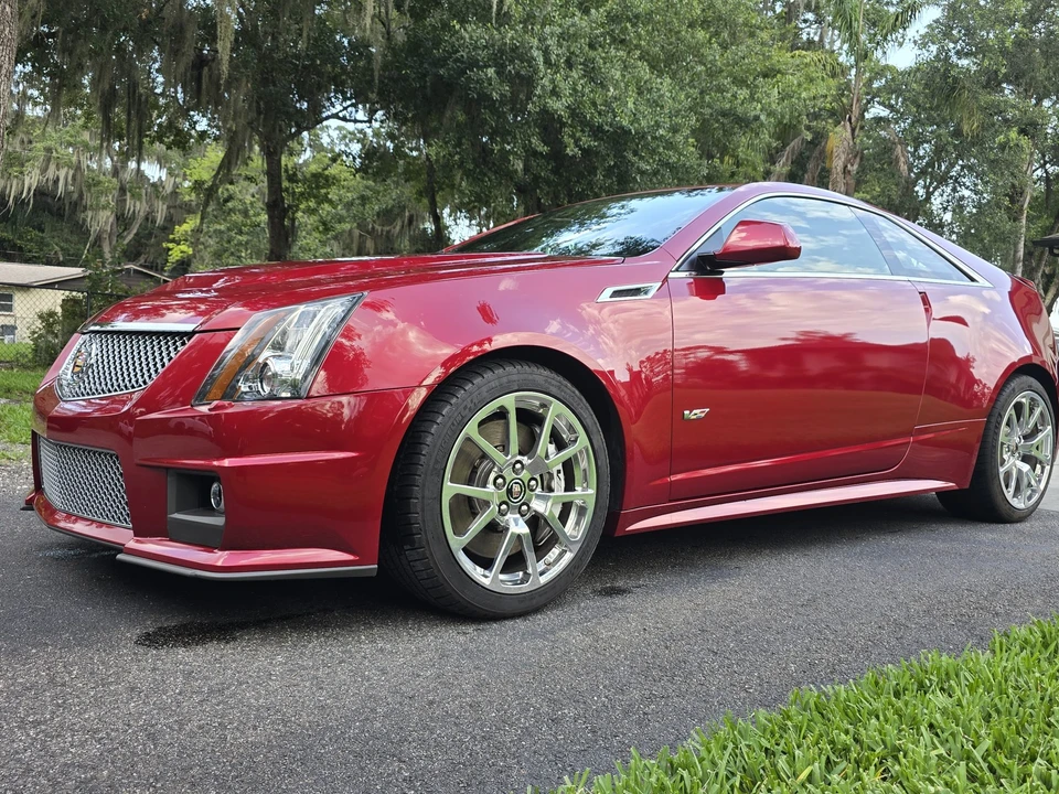 2011 Cadillac CTS-V 2nd Gen - Image 2 of 31