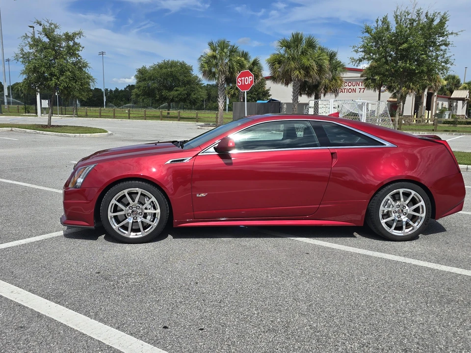 2011 Cadillac CTS-V 2nd Gen - Image 21 of 31