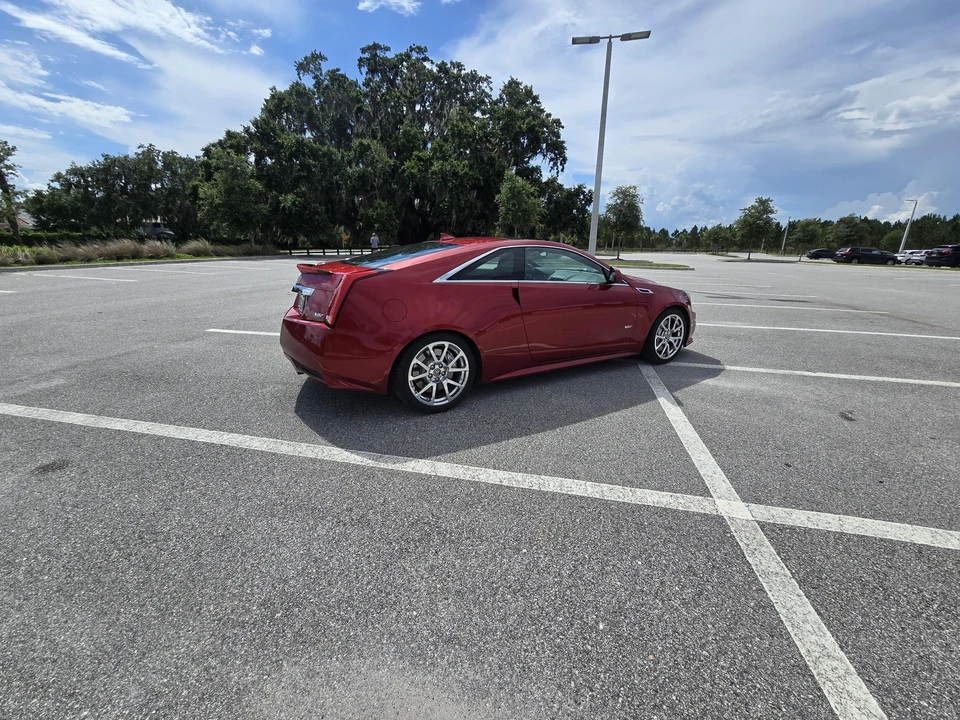 2011 Cadillac CTS-V 2nd Gen - Image 15 of 31