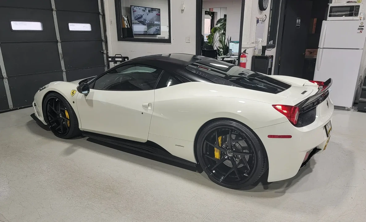 2011 Ferrari 458 Italia - Image 3 of 6