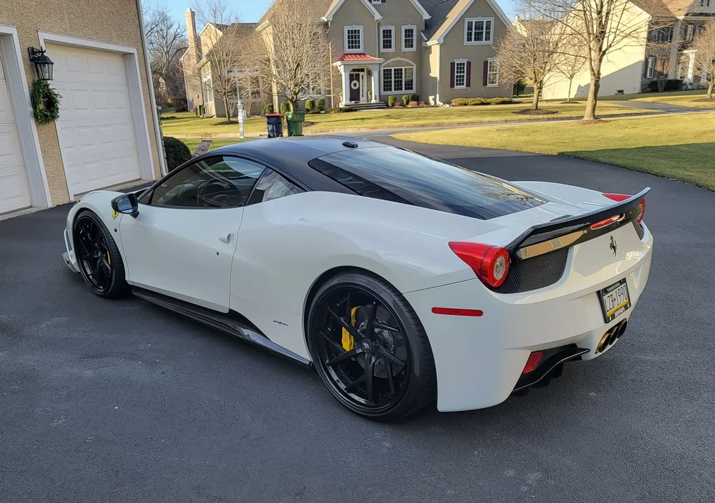 2011 Ferrari 458 Italia - Image 4 of 6