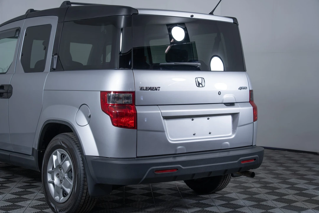 2011 Honda Element - Image 25 of 31