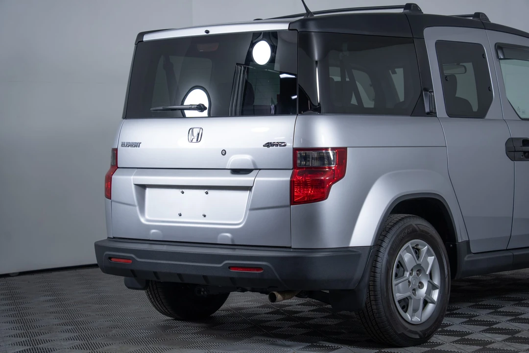 2011 Honda Element - Image 26 of 31