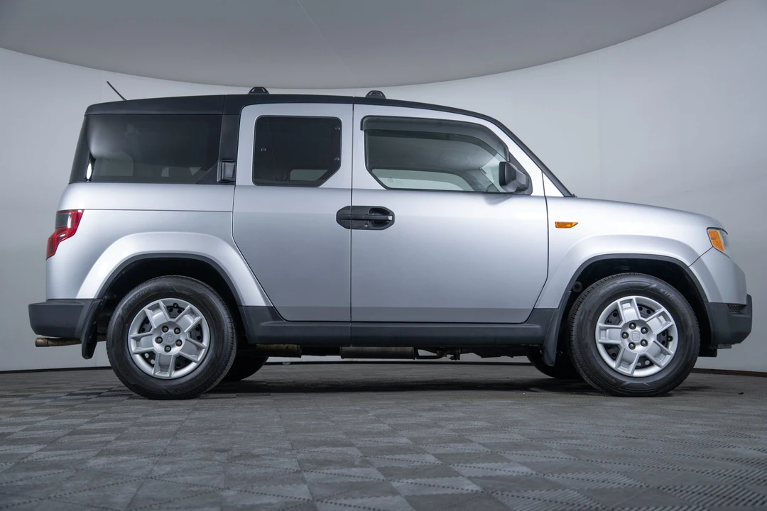 2011 Honda Element - Image 15 of 31