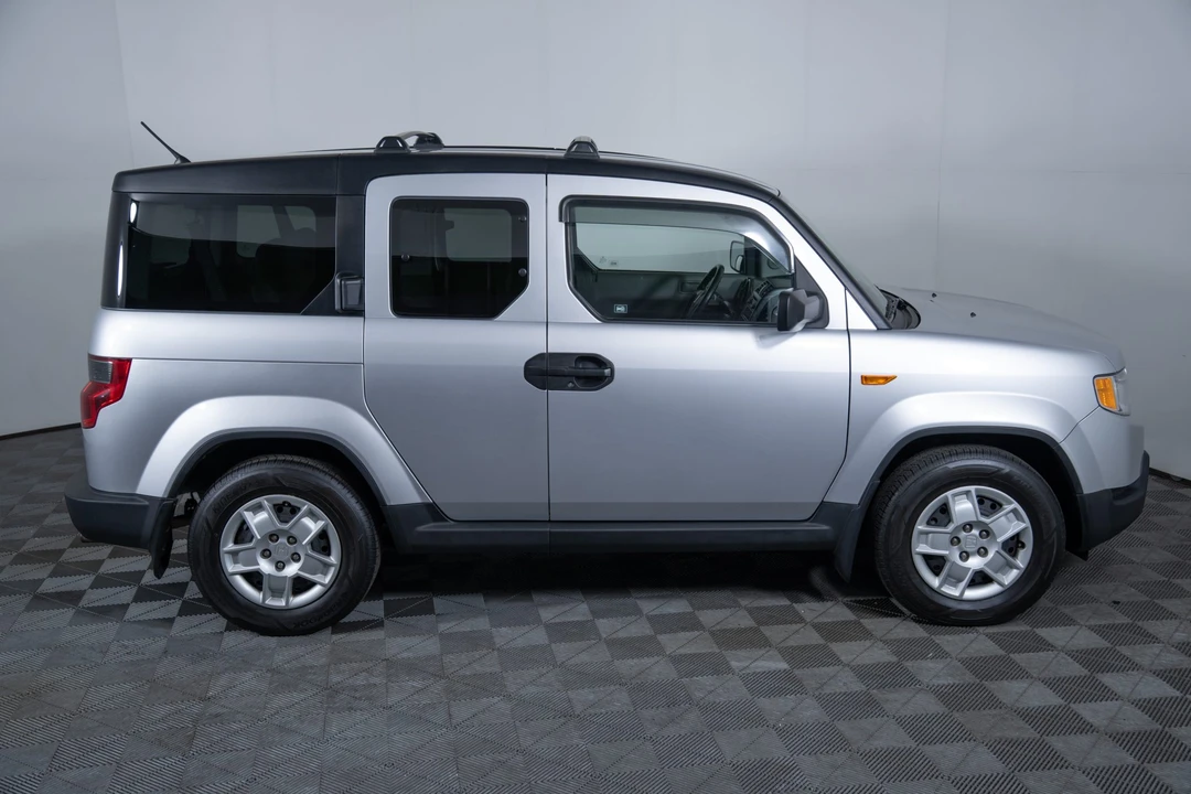 2011 Honda Element - Image 16 of 31