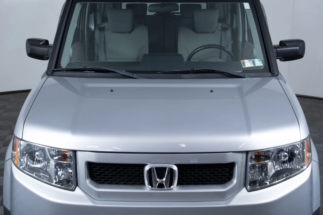 2011 Honda Element - Image 27 of 31