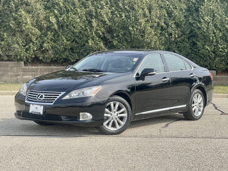 2011 Lexus ES 5th Gen - Image 10 of 31
